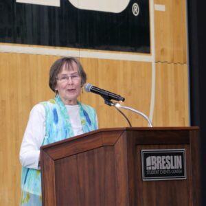 Jane Johnson speaks to the crowd after receiving the Heart of Habitat Lifetime Achievement award.